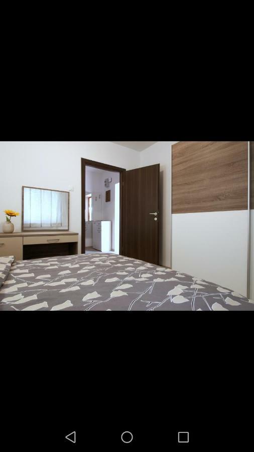 Apartment Luskino 22 マトゥリ エクステリア 写真