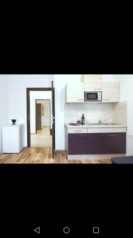 Apartment Luskino 22 マトゥリ エクステリア 写真